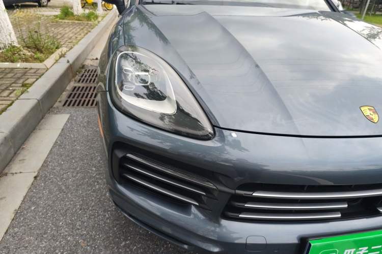 Used Porsche Cayenne  Right Front Headlight