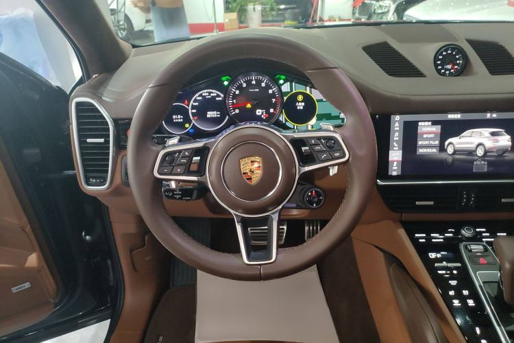 Used Porsche Cayenne 2020 Cayenne S 2.9T Steering Wheel
