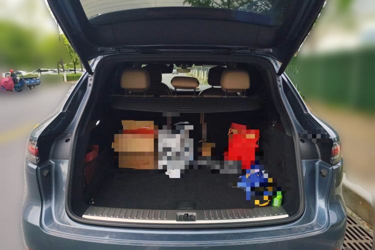 Used Porsche Cayenne  Trunk