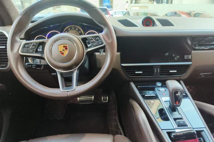 Used Porsche Cayenne 2020 2.9T S U.S. specification Center Console