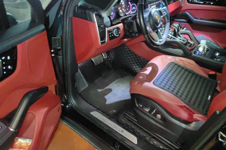 Used Porsche Cayenne 2020 Cayenne S 2.9T Driver Seat