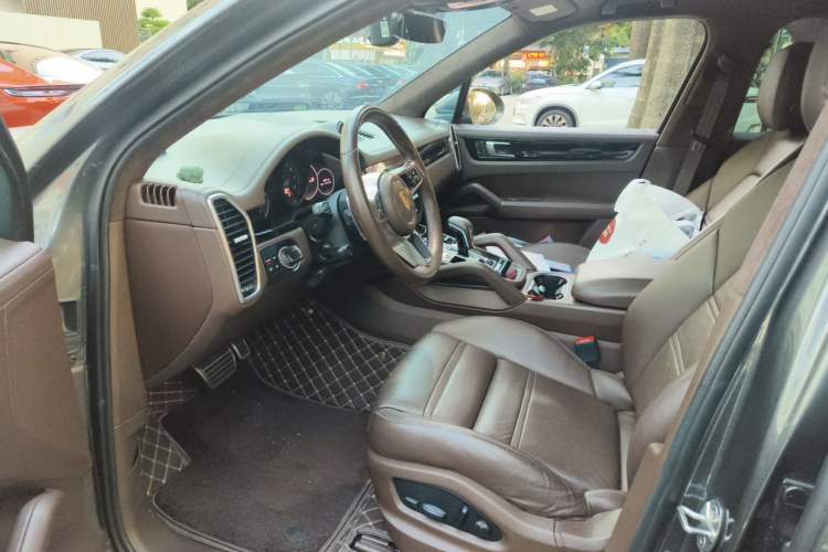 Used Porsche Cayenne 2020 2.9T S U.S. specification Driver Seat
