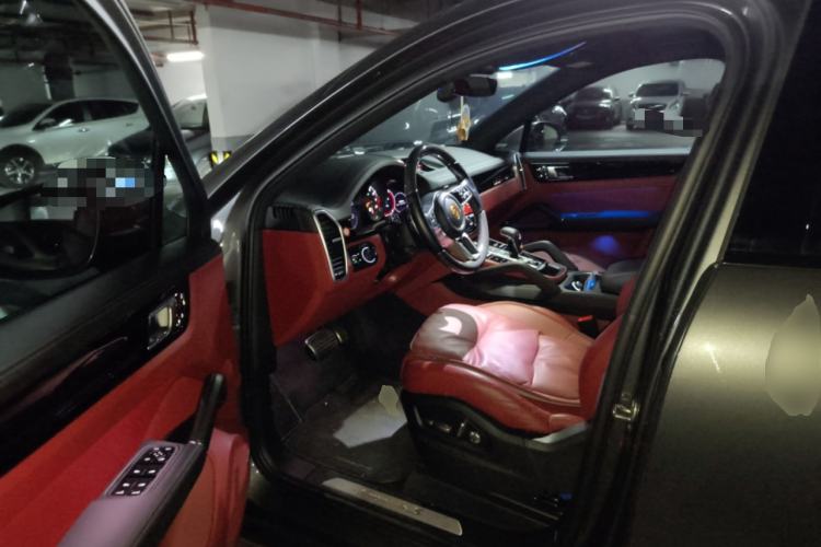 Used Porsche Cayenne 2020 Cayenne S Coupé 2.9T Driver Seat