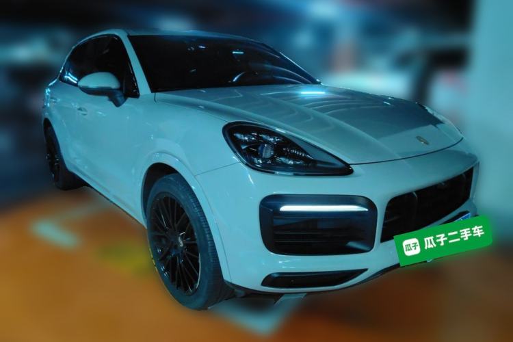 Used Porsche Cayenne 2020 Cayenne S 2.9T Front Right 45 Deg