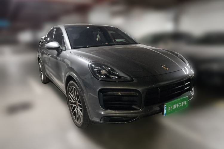 Used Porsche Cayenne 2020 Cayenne S Coupé 2.9T Front Right 45 Deg