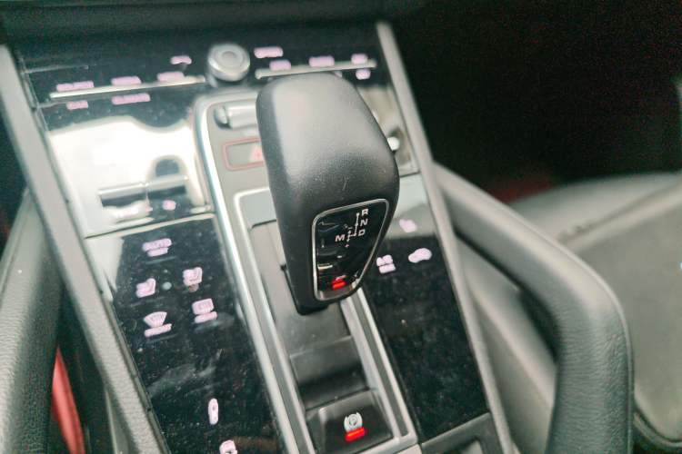 Used Porsche Cayenne 2020 Cayenne S 2.9T Gear Lever