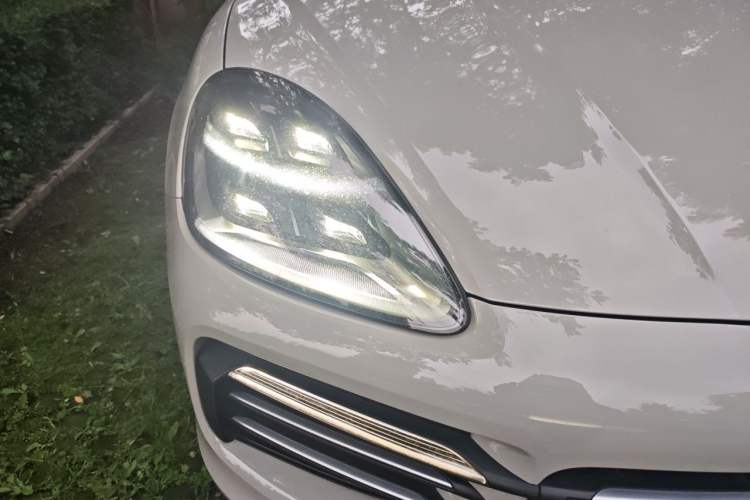 Used Porsche Cayenne 2020 Cayenne S 2.9T Right Front Headlight