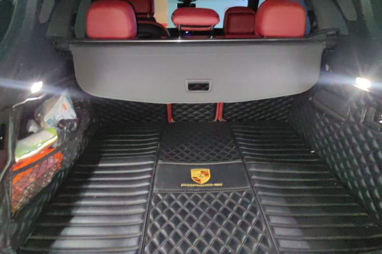 Used Porsche Cayenne 2020 Cayenne S 2.9T Trunk