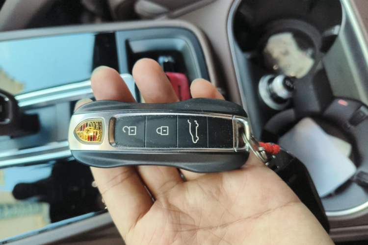 Used Porsche Cayenne 2020 2.9T S U.S. specification Vehicle Key