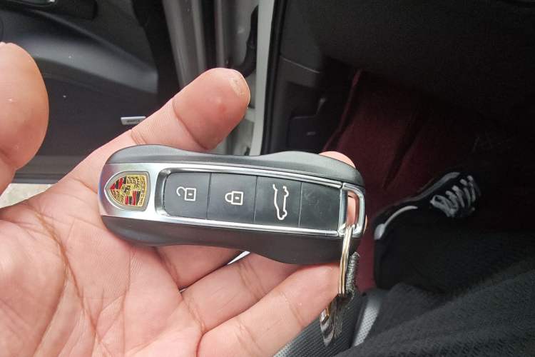 Used Porsche Cayenne 2020 Cayenne S 2.9T Vehicle Key
