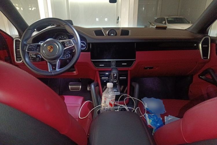 Used Porsche Cayenne 2020 Cayenne S Coupé 2.9T Center Console