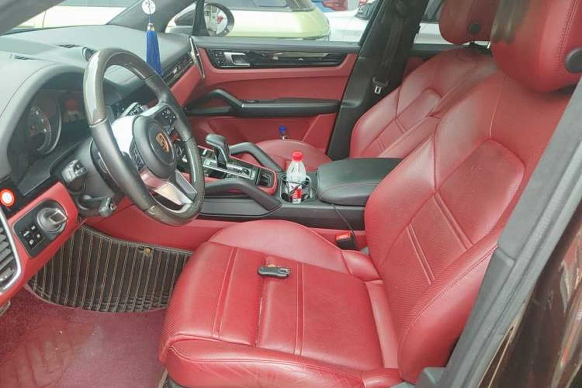 Used Porsche Cayenne 2020 Cayenne S 2.9T Left Front Seat