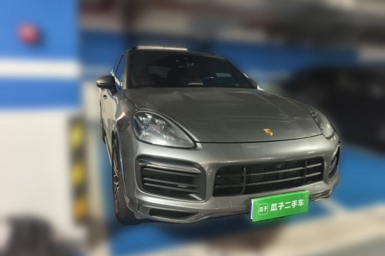 Used Porsche Cayenne 2020 Cayenne S 2.9T Front Right 45 Deg