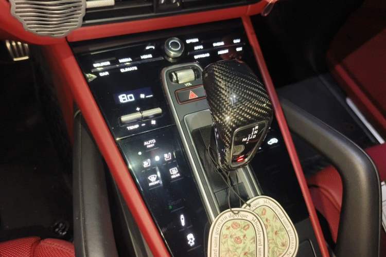 Used Porsche Cayenne 2020 Cayenne S 2.9T Gear Lever