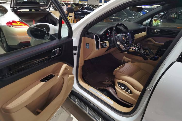 Used Porsche Cayenne 2020 3.0T Standard Version US Specification Driver Seat