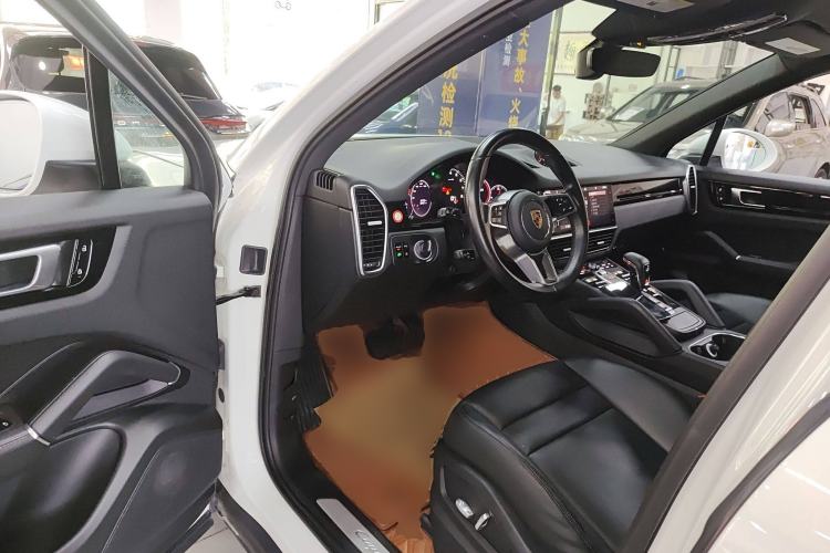 Used Porsche Cayenne 2020 3.0T Standard Version US Specification Driver Seat