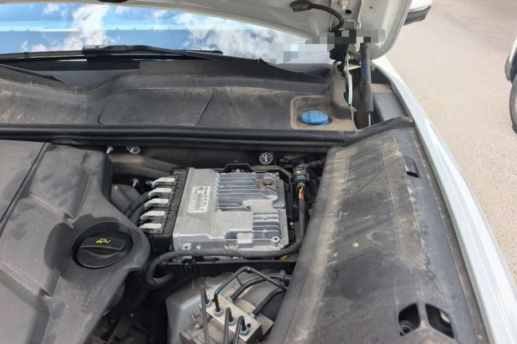 Used Porsche Cayenne 2020 Cayenne S Coupé 2.9T Engine Bay Left