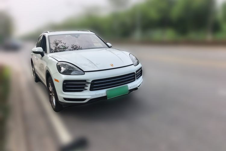 Used Porsche Cayenne 2020 3.0T Standard Version US Specification Front Right 45 Deg