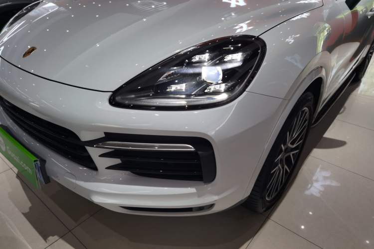 Used Porsche Cayenne 2020 3.0T Standard Version US Specification Left Front Headlight