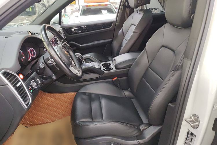 Used Porsche Cayenne 2020 3.0T Standard Version US Specification Left Front Seat