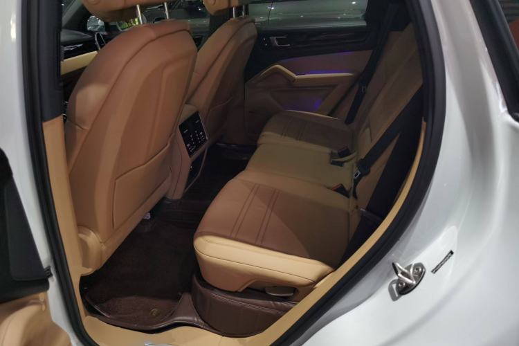 Used Porsche Cayenne 2020 3.0T Standard Version US Specification Left Rear Seat