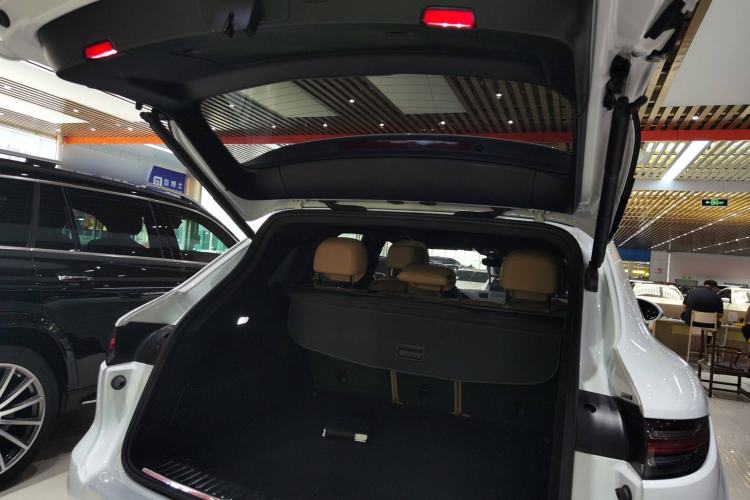 Used Porsche Cayenne 2020 3.0T Standard Version US Specification Trunk