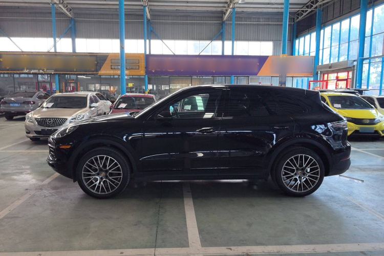 Used Porsche Cayenne 2021 3.0T U.S. specification Exterior 3