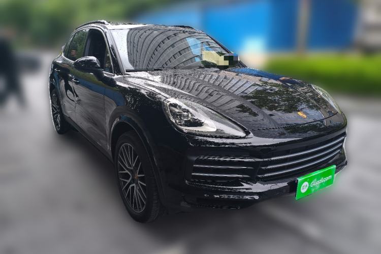 Used Porsche Cayenne 2021 3.0T U.S. specification Front Right 45 Deg