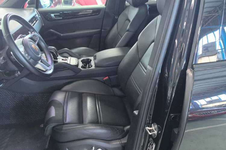 Used Porsche Cayenne 2021 3.0T U.S. specification Left Front Seat