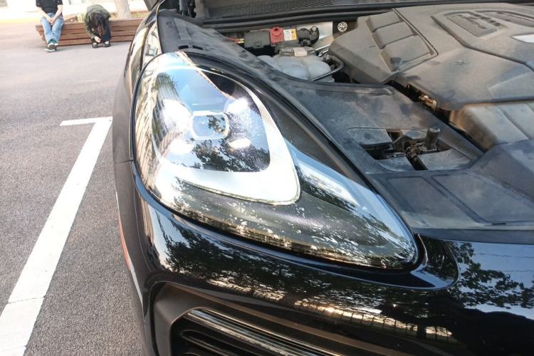 Used Porsche Cayenne  Right Front Headlight