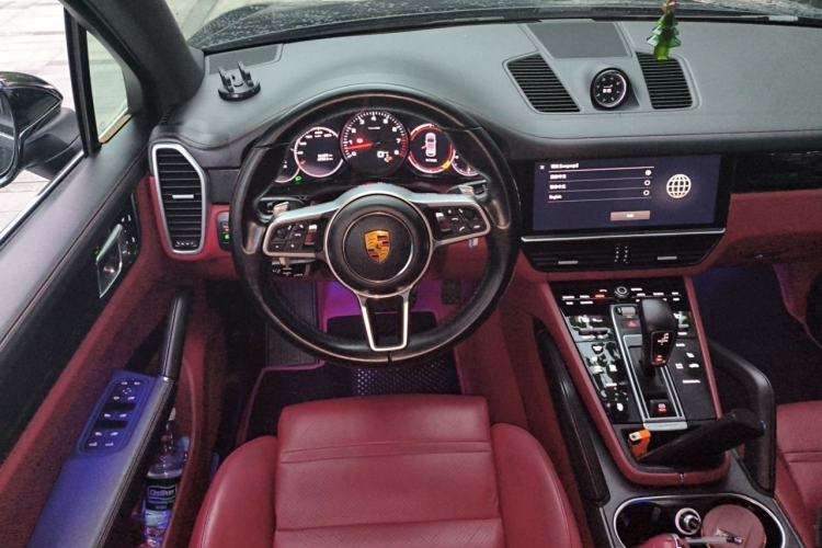 Used Porsche Cayenne 2021 3.0T U.S. specification Steering Wheel