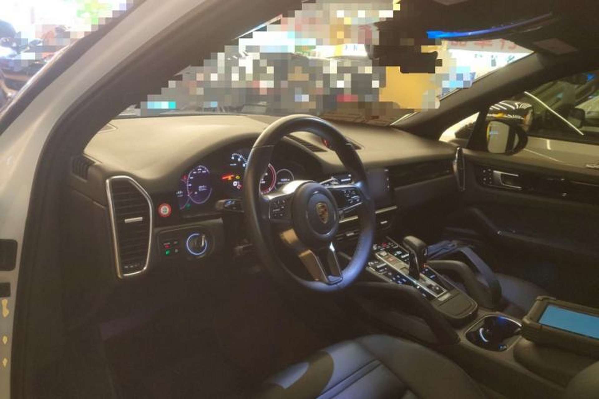 Used Porsche Cayenne 2021 3.0T U.S. specification Center Console