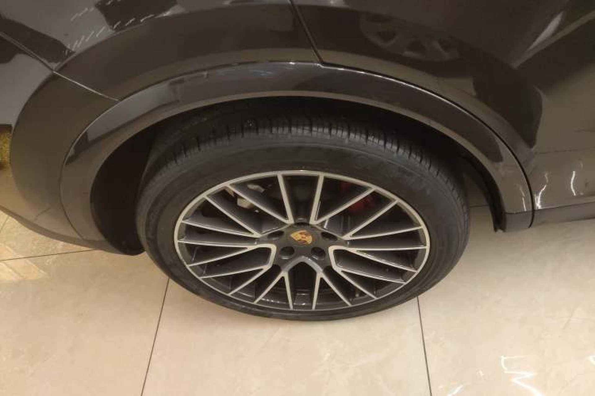 Used Porsche Cayenne 2021 3.0T U.S. specification Exterior 5