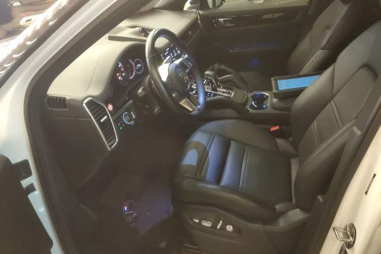 Used Porsche Cayenne 2021 3.0T U.S. specification Left Front Seat