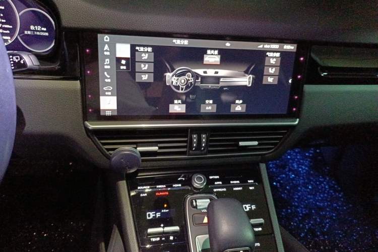 Used Porsche Cayenne 2021 3.0T U.S. specification Audio And AC Panel
