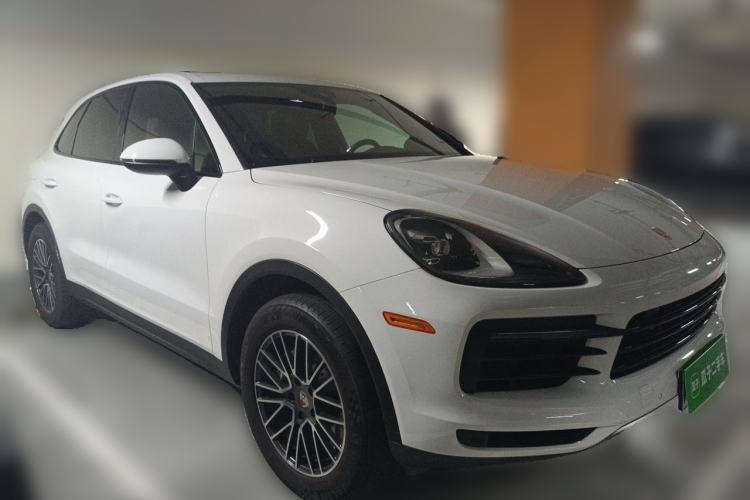 Used Porsche Cayenne 2021 3.0T U.S. specification Front Right 45 Deg