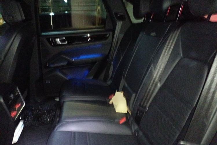 Used Porsche Cayenne 2021 3.0T U.S. specification Left Rear Seat