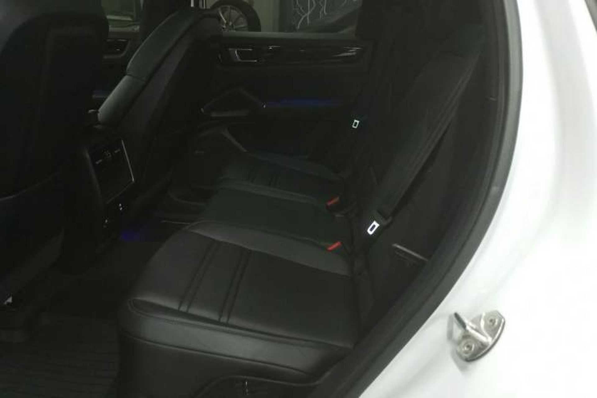 Used Porsche Cayenne 2021 3.0T U.S. specification Left Rear Seat