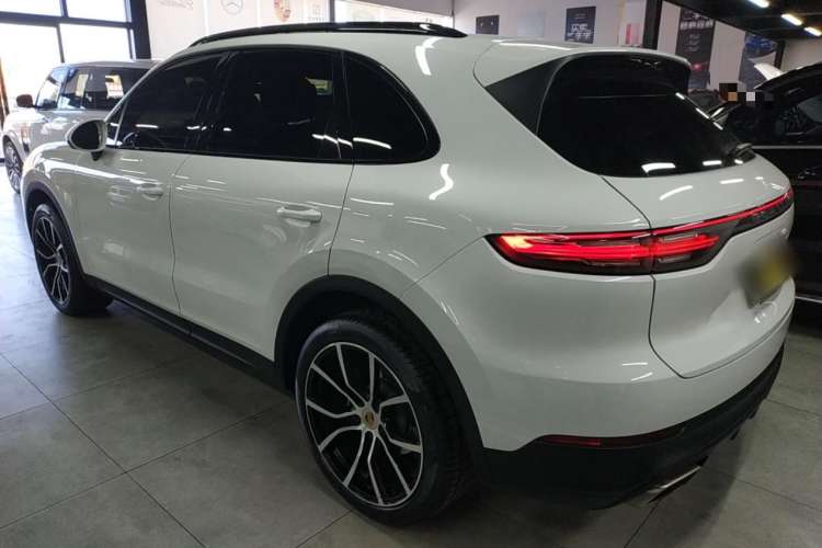 Used Porsche Cayenne 2021 3.0T U.S. specification Left Side