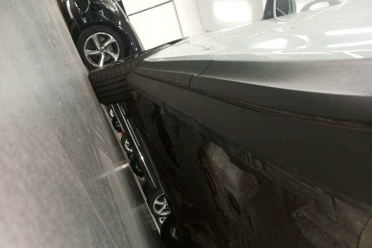 Used Porsche Cayenne 2021 3.0T U.S. specification Left Side Sill
