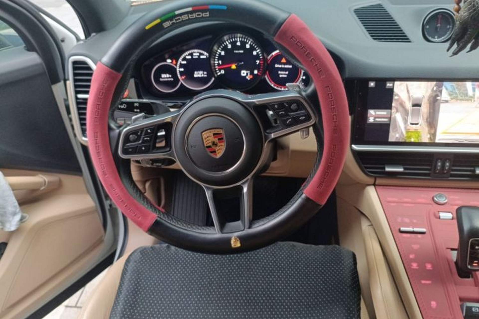 Used Porsche Cayenne  Steering Wheel