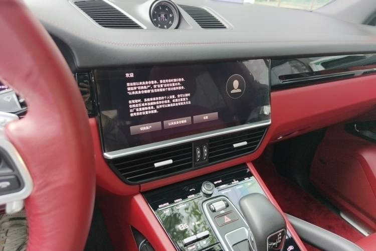 Used Porsche Cayenne 2022 Cayenne 3.0T Platinum Edition Audio And AC Panel