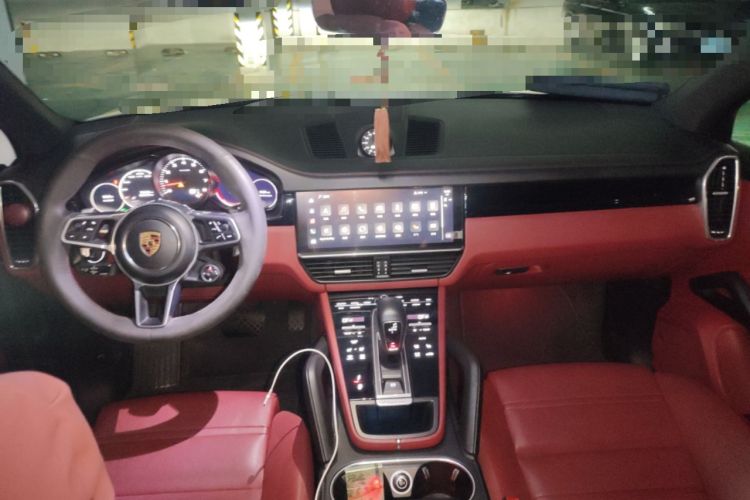 Used Porsche Cayenne 2022 Cayenne Coupé 3.0T Platinum Edition Center Console