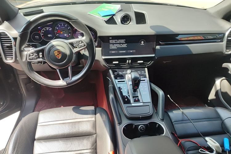 Used Porsche Cayenne 2022 Cayenne 3.0T Platinum Edition Center Console