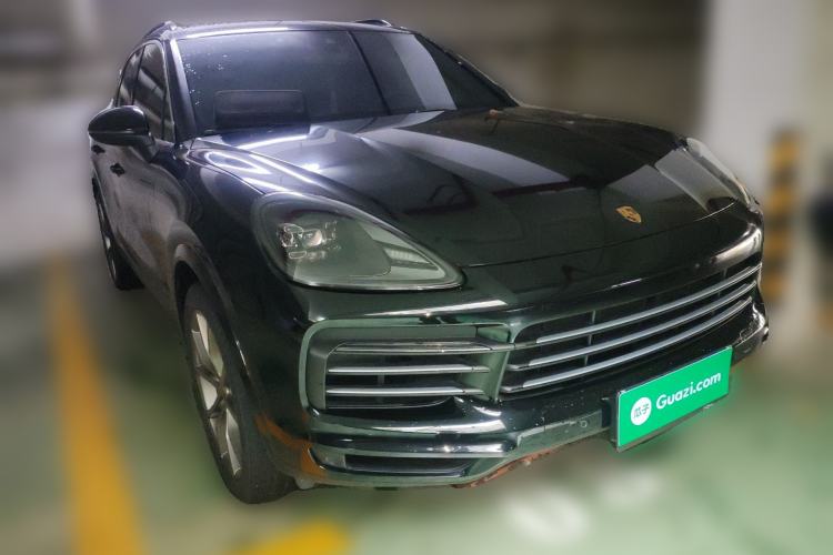 Used Porsche Cayenne 2022 Cayenne Coupé 3.0T Platinum Edition Front Right 45 Deg