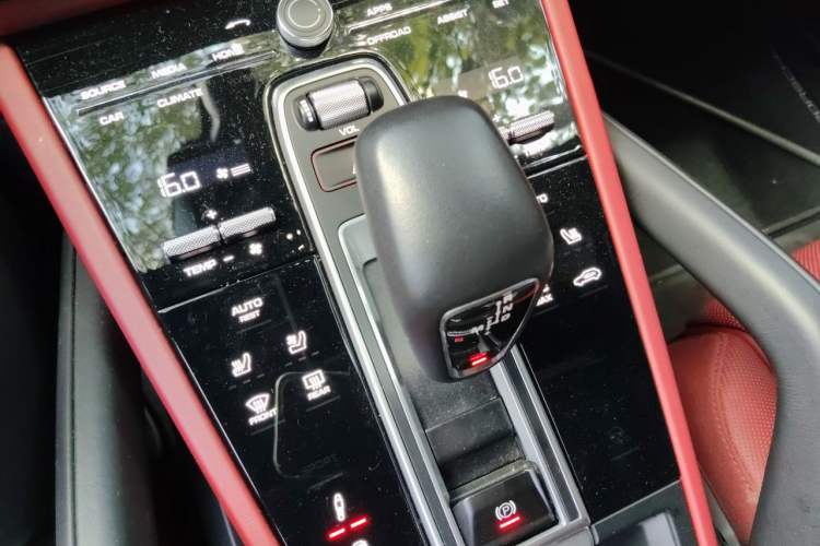 Used Porsche Cayenne  Gear Lever