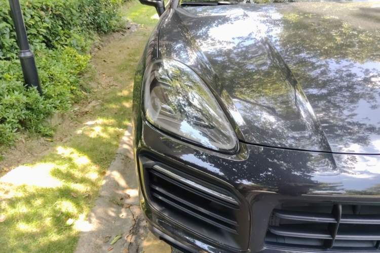 Used Porsche Cayenne  Right Front Headlight