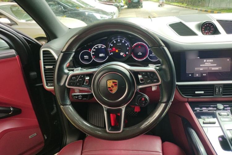 Used Porsche Cayenne 2022 Cayenne Coupé 3.0T Platinum Edition Steering Wheel