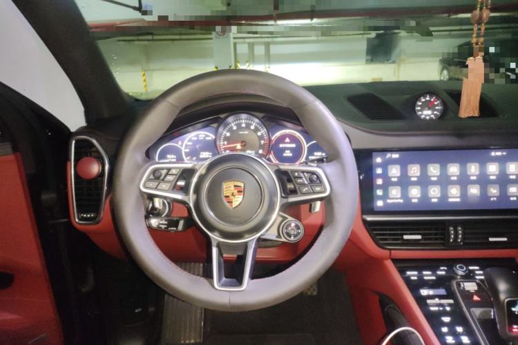 Used Porsche Cayenne 2022 Cayenne Coupé 3.0T Platinum Edition Steering Wheel