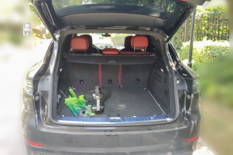 Used Porsche Cayenne  Trunk
